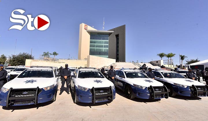 Entregan vehículos y equipo táctico a Policía de Torreón