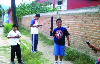 pistolas de plastico para niños