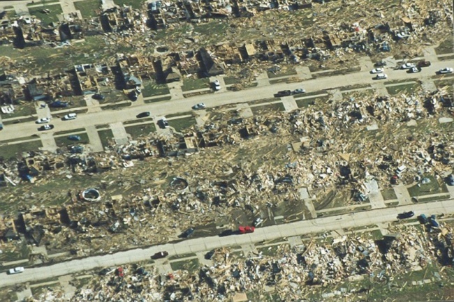 Sube cifra de muertos por tornado en Oklahoma, El Siglo de Torreón