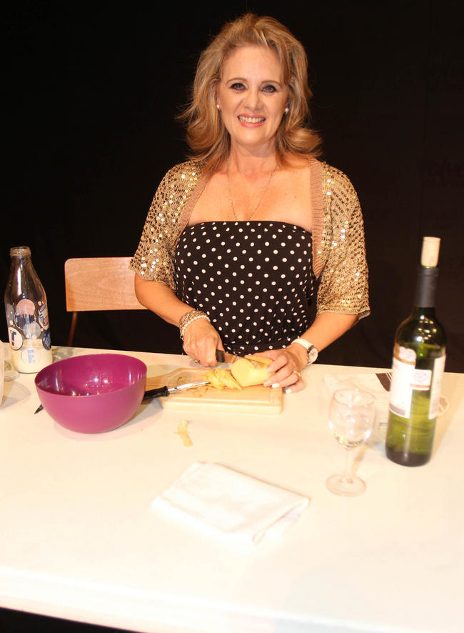 Resultado de imagen para erika buenfil cocina