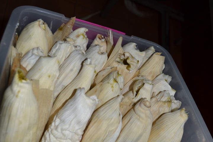 Es hora de poner los tamales Que Hacer Si Los Tamales Quedan Crudos