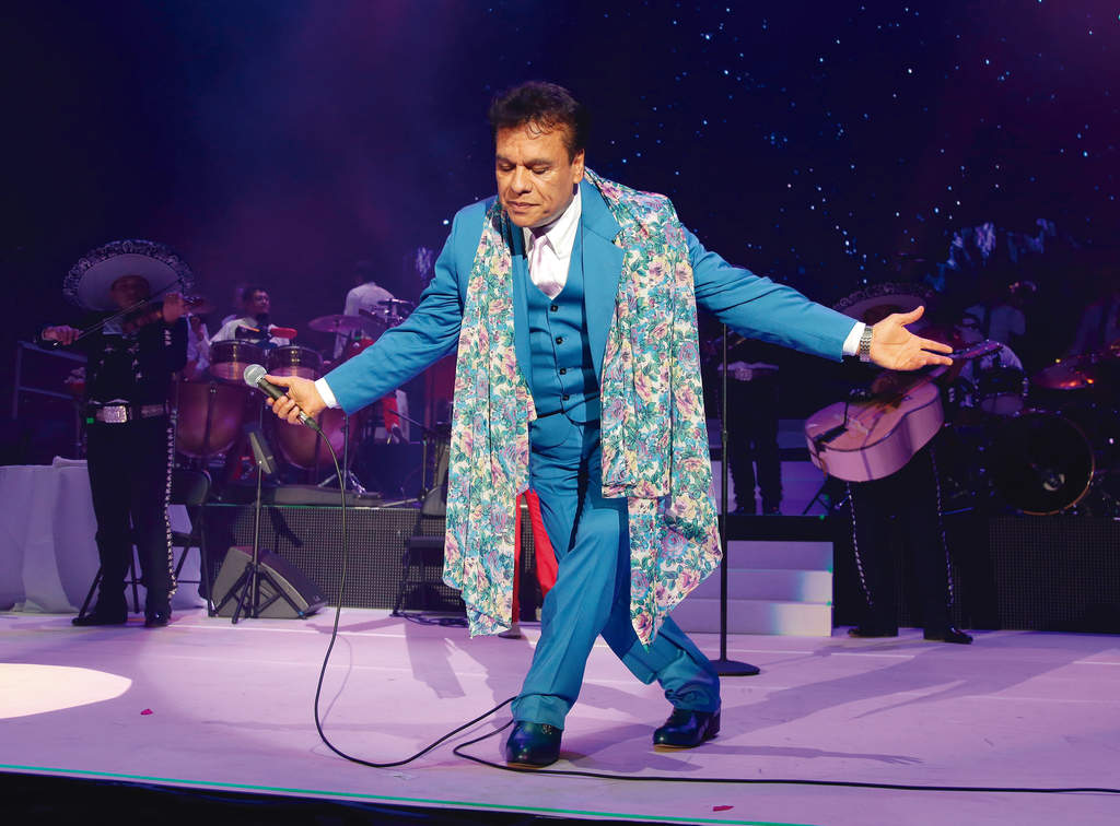 Juan Gabriel En El Rose Bowl Completo Juan Gabriel