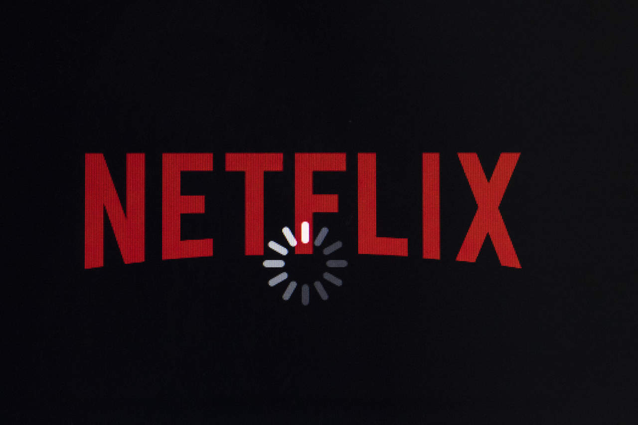 Revela Netflix un detrás de cámaras de Black Mirror. Noticias en tiempo real