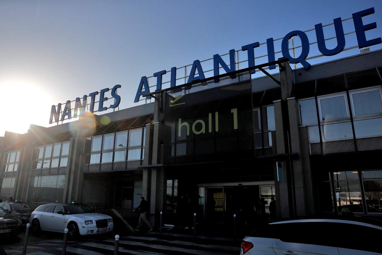 Abandona Francia proyecto de aeropuerto cerca de Nantes. Noticias en tiempo real