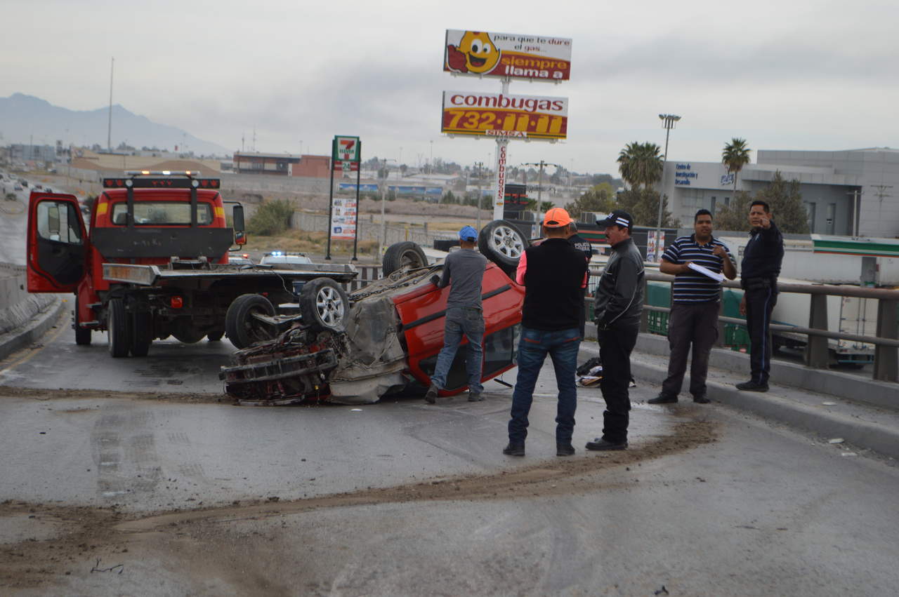 Agente de Vialidad se accidenta en Torreón. Noticias en tiempo real