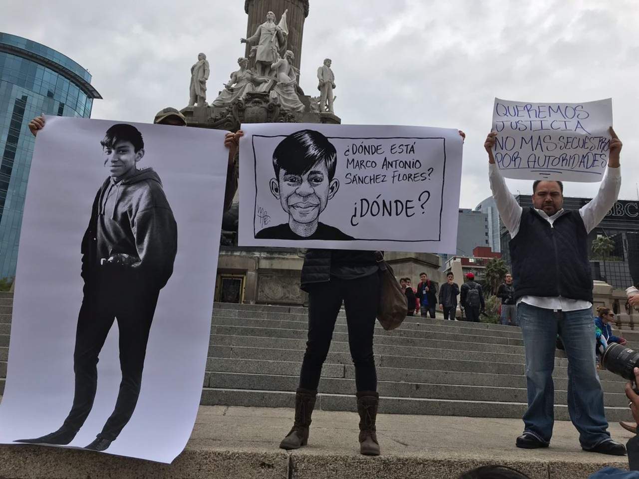 Protestan por desaparición de alumno de la UNAM. Noticias en tiempo real
