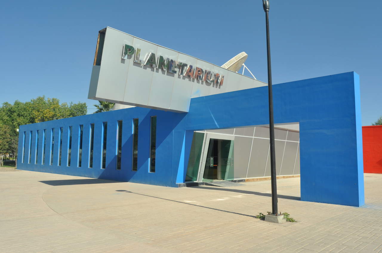 Invita Planetarium Torreón a disfrutar de Súper Luna. Noticias en tiempo real