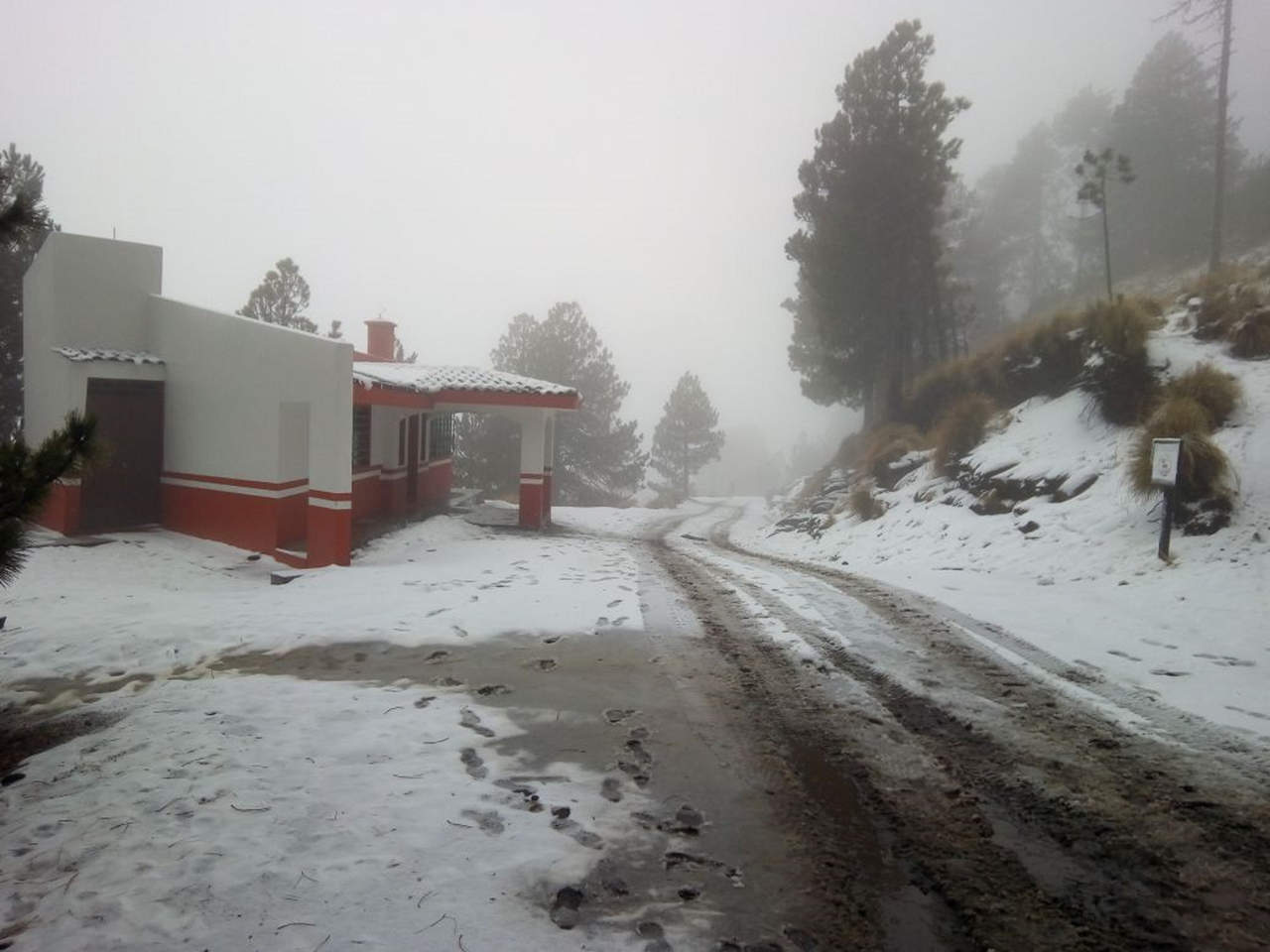 Cierran paso a Nevado de Colima por mal clima. Noticias en tiempo real