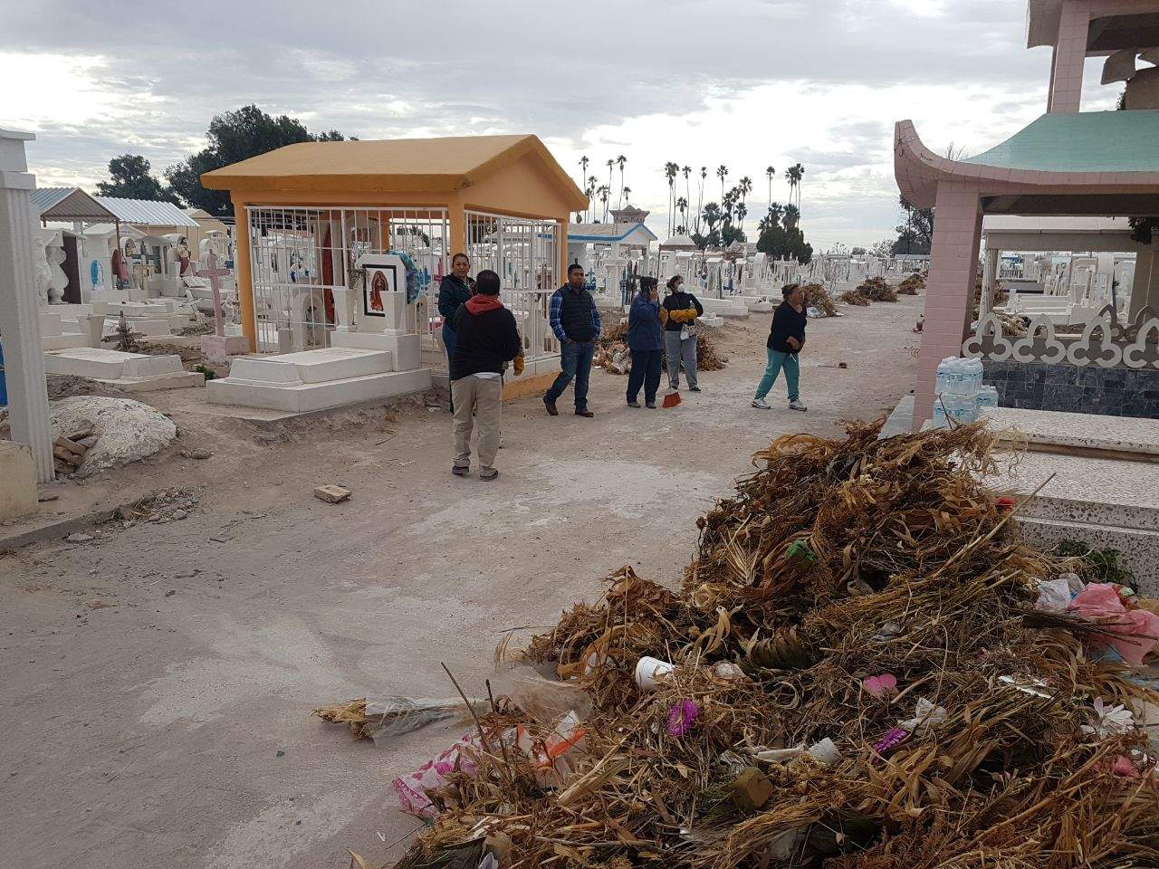 Realizan brigada de limpieza en Panteón Municipal de San Pedro. Noticias en tiempo real