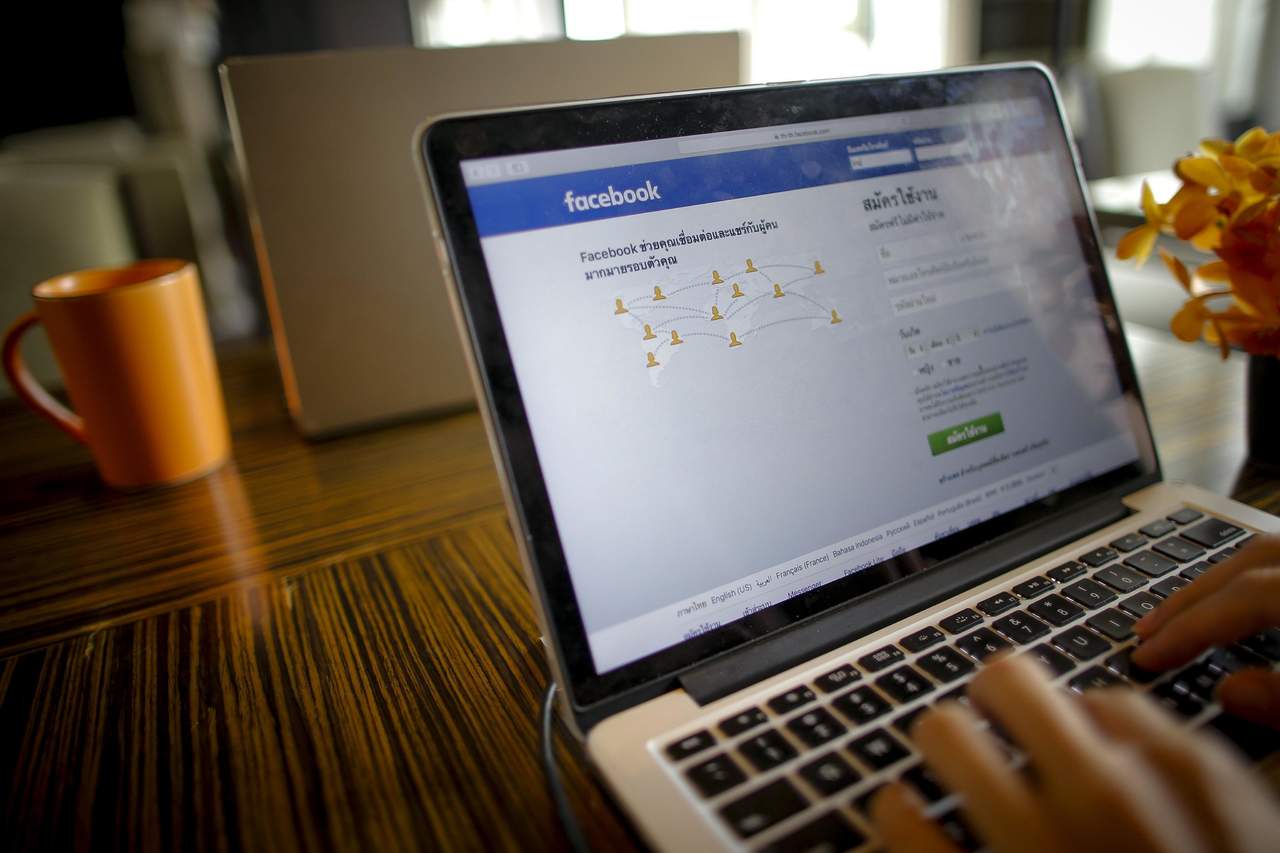 Celebra Facebook acusación contra 13 rusos; anuncia más seguridad. Noticias en tiempo real