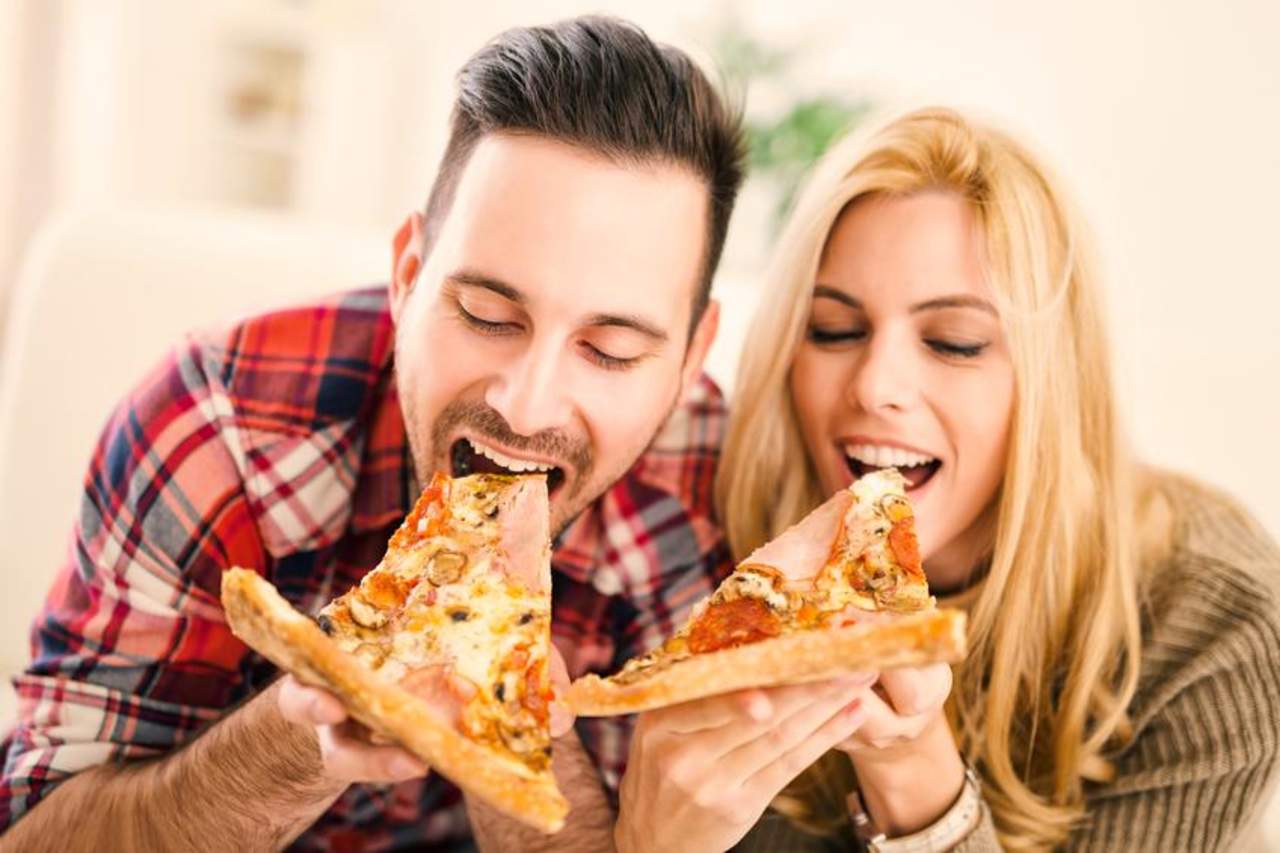 Las mujeres con novios feos comen más comida chatarra. Noticias en tiempo real