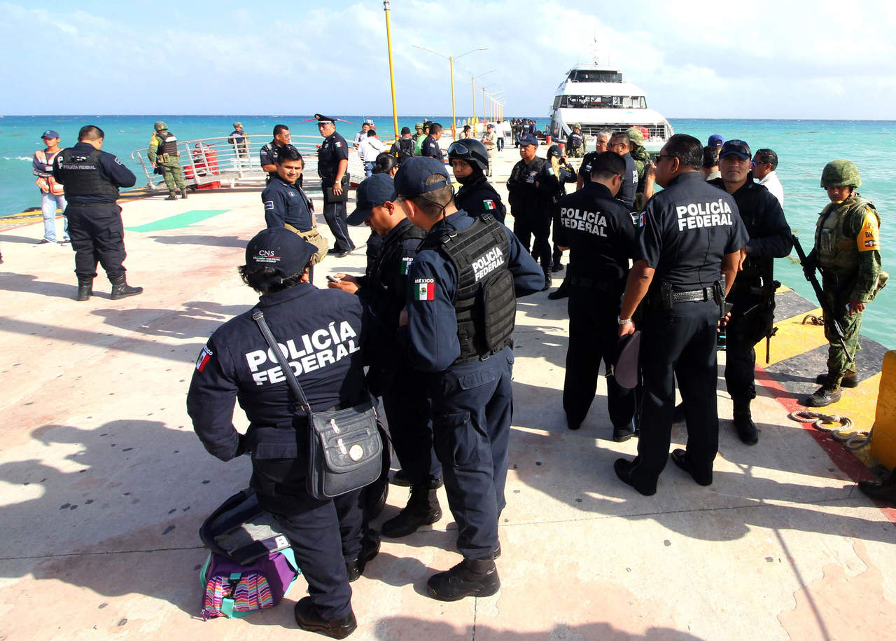 Suspende operaciones naviera de accidente en Playa del Carmen. Noticias en tiempo real