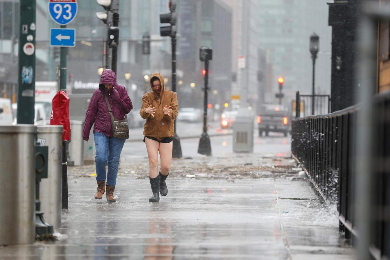 Al menos 5 muertos deja temporal de nieve y vientos en EU. Noticias en tiempo real
