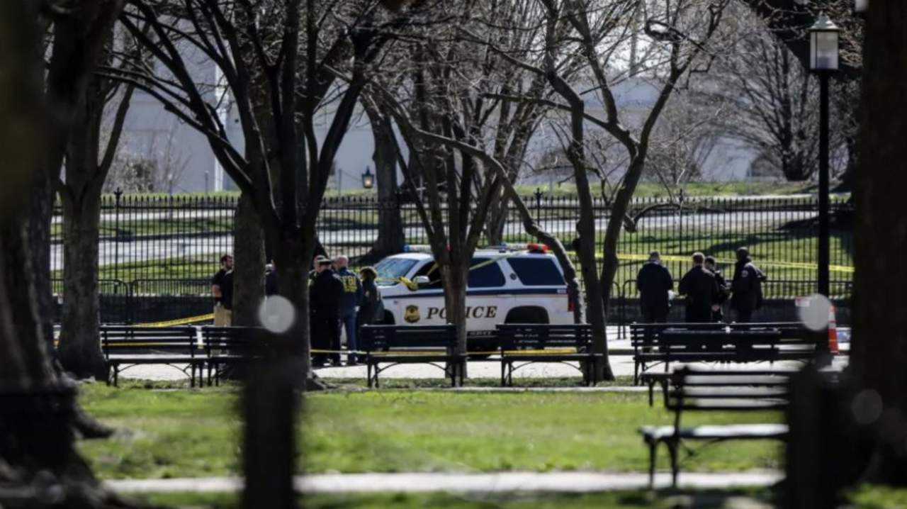 Muere hombre que se disparó frente a la Casa Blanca. Noticias en tiempo real