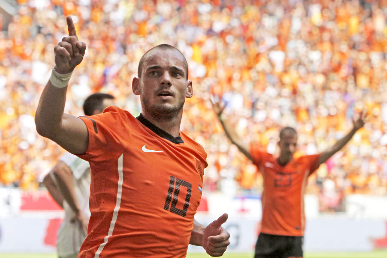 Sneijder se retira de la Naranja Mecánica. Noticias en tiempo real