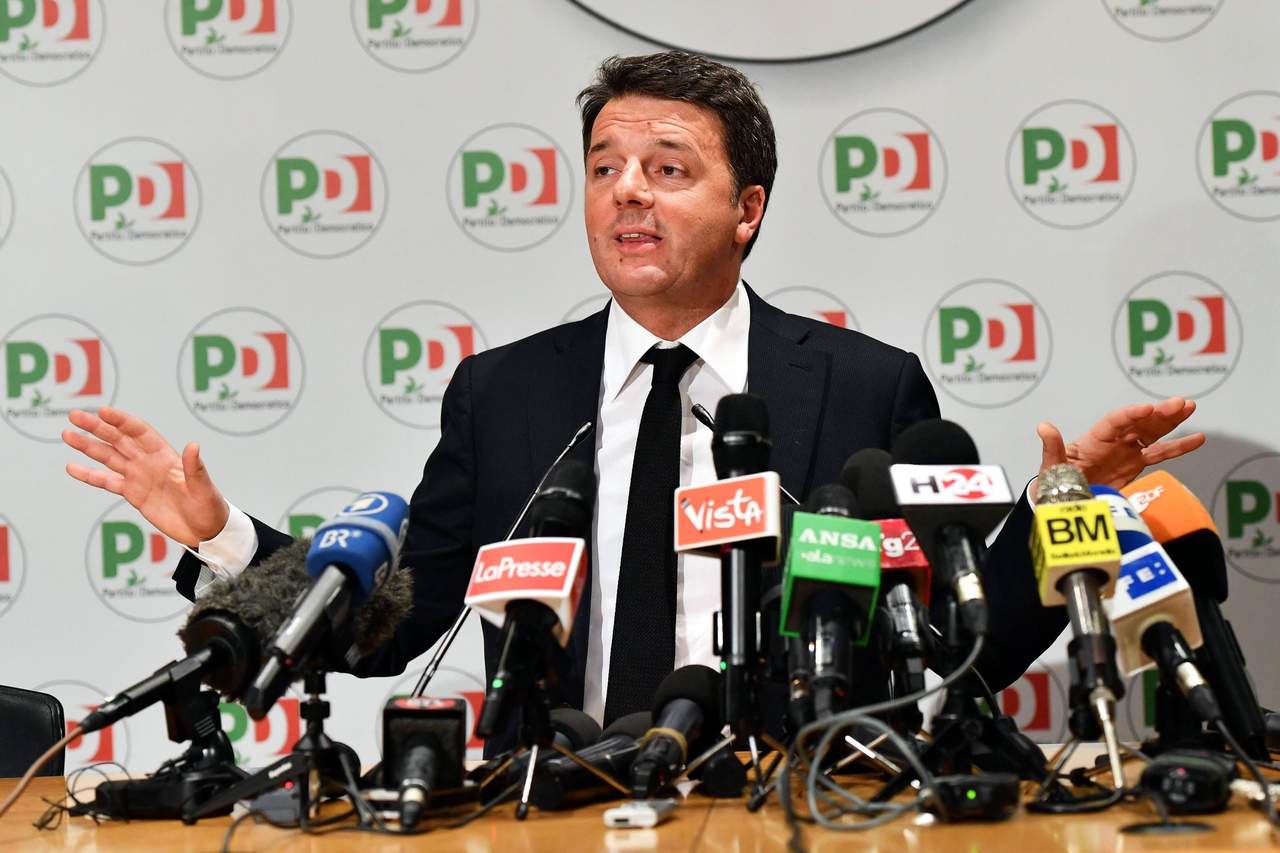 Dimite Renzi tras derrota en las elecciones de Italia. Noticias en tiempo real