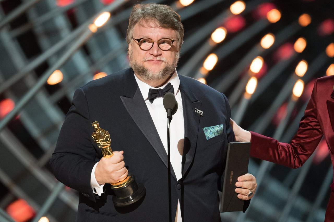 ¿Qué hizo Del Toro después de ganar el Oscar?. Noticias en tiempo real