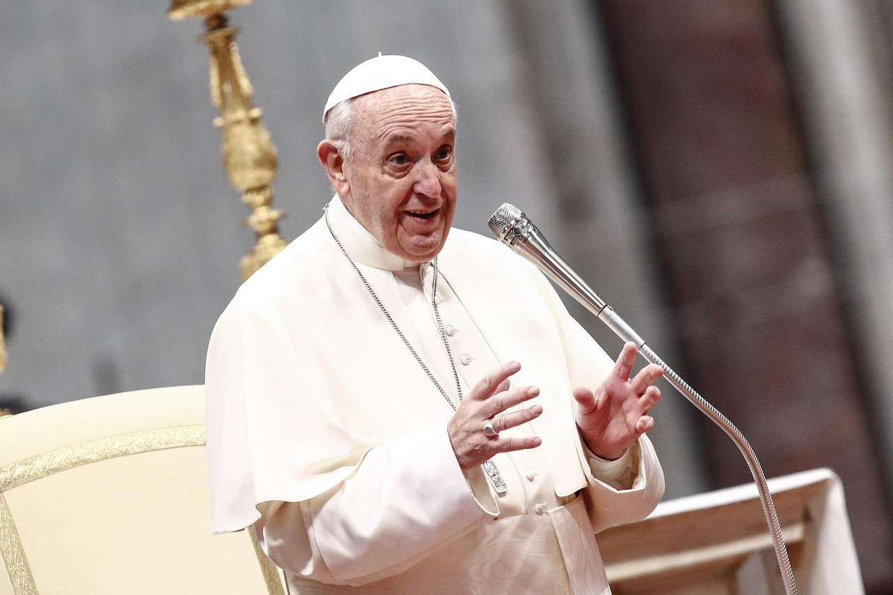 Las misas no se pagan, advierte el Papa Francisco. Noticias en tiempo real