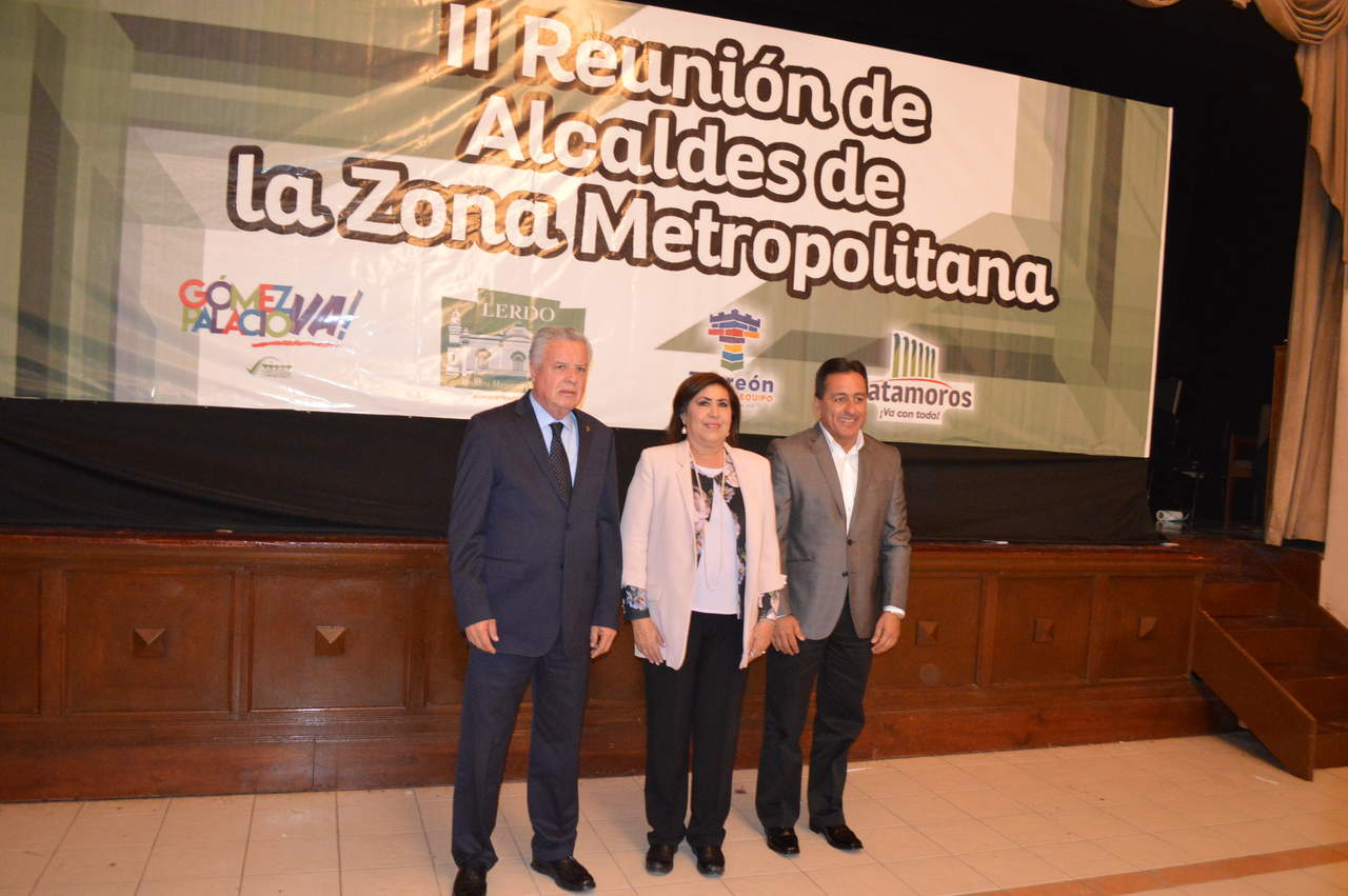 Alcaldes acuerdan reforestar Zona Metro con 23 mil árboles. Noticias en tiempo real