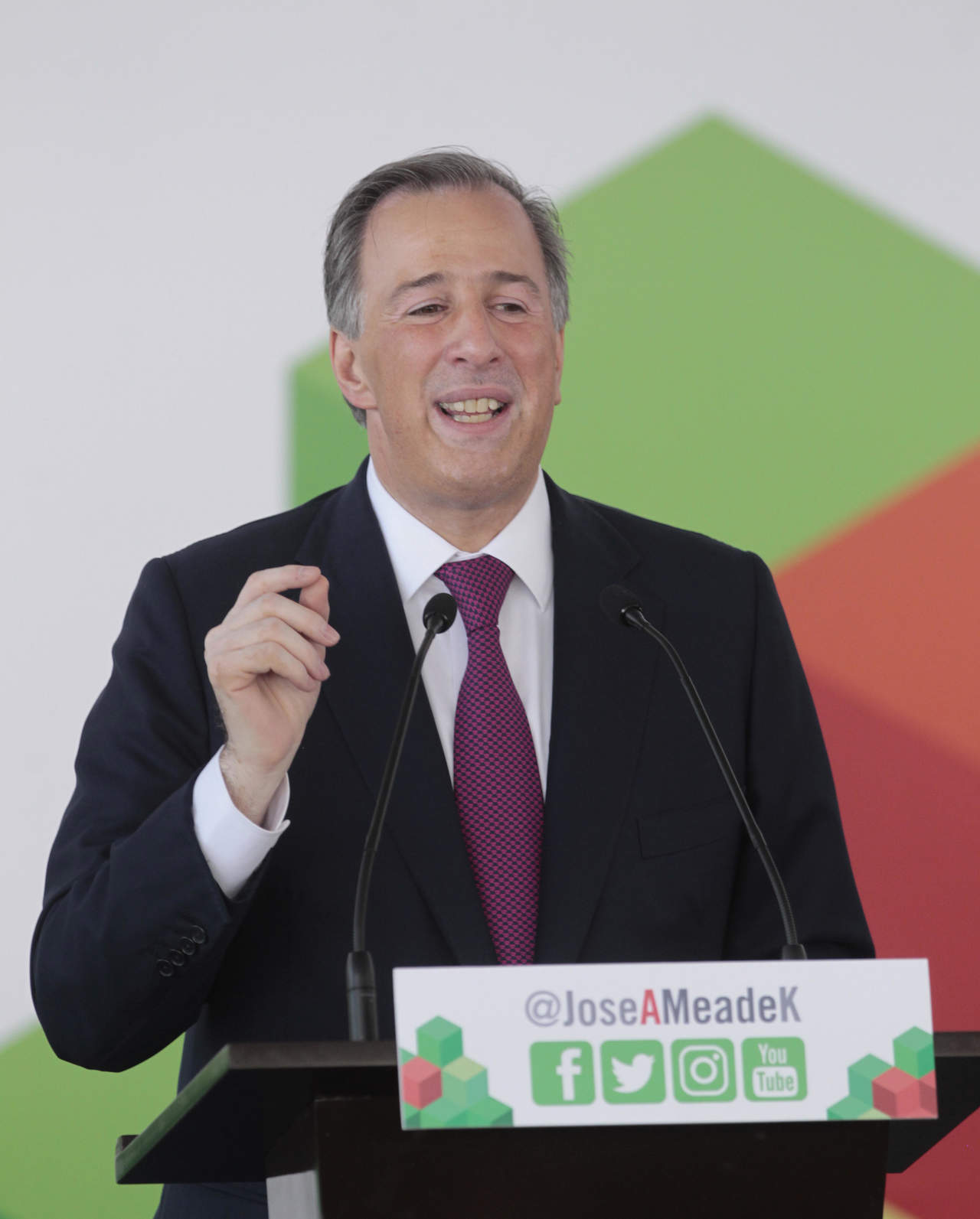 Nadie con fuero, todos iguales ante la ley: Meade. Noticias en tiempo real