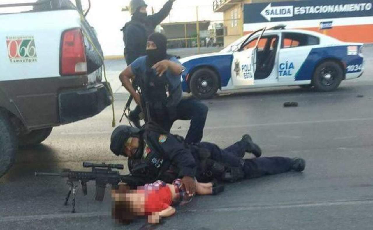 Policía protege a infante de balas en Tamaulipas. Noticias en tiempo real