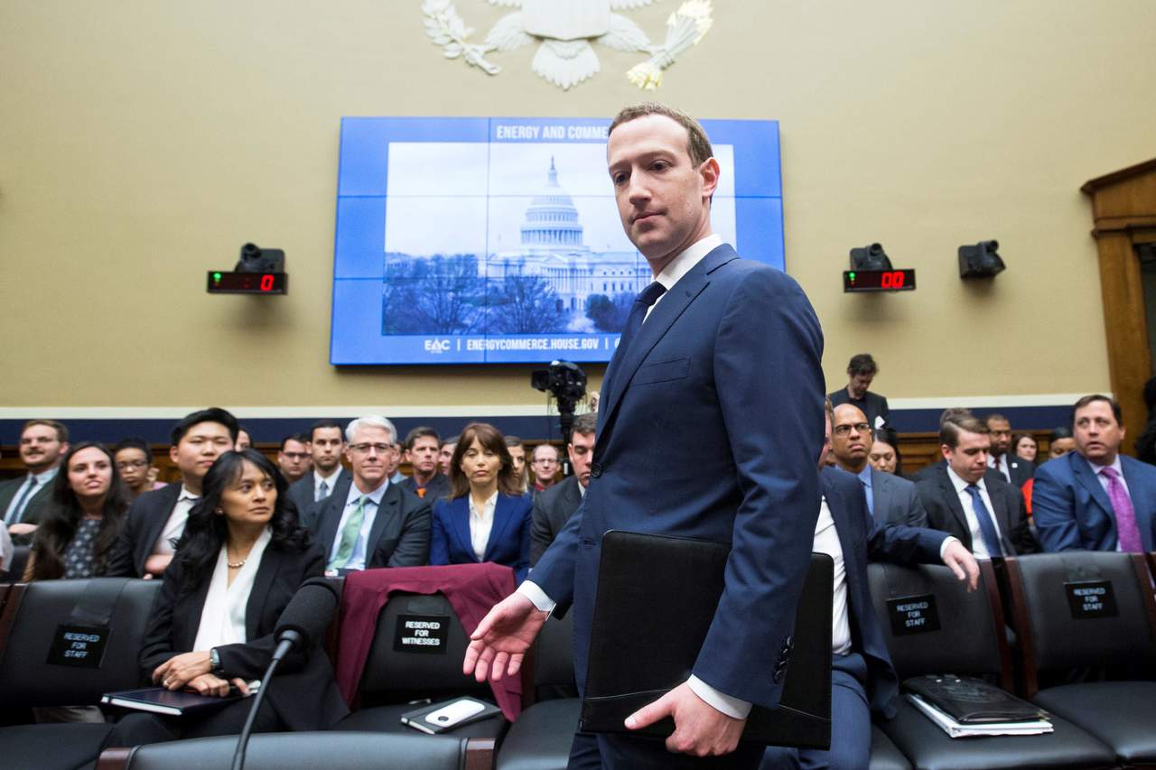 Zuckerberg regresa por segundo día al Congreso de EU. Noticias en tiempo real