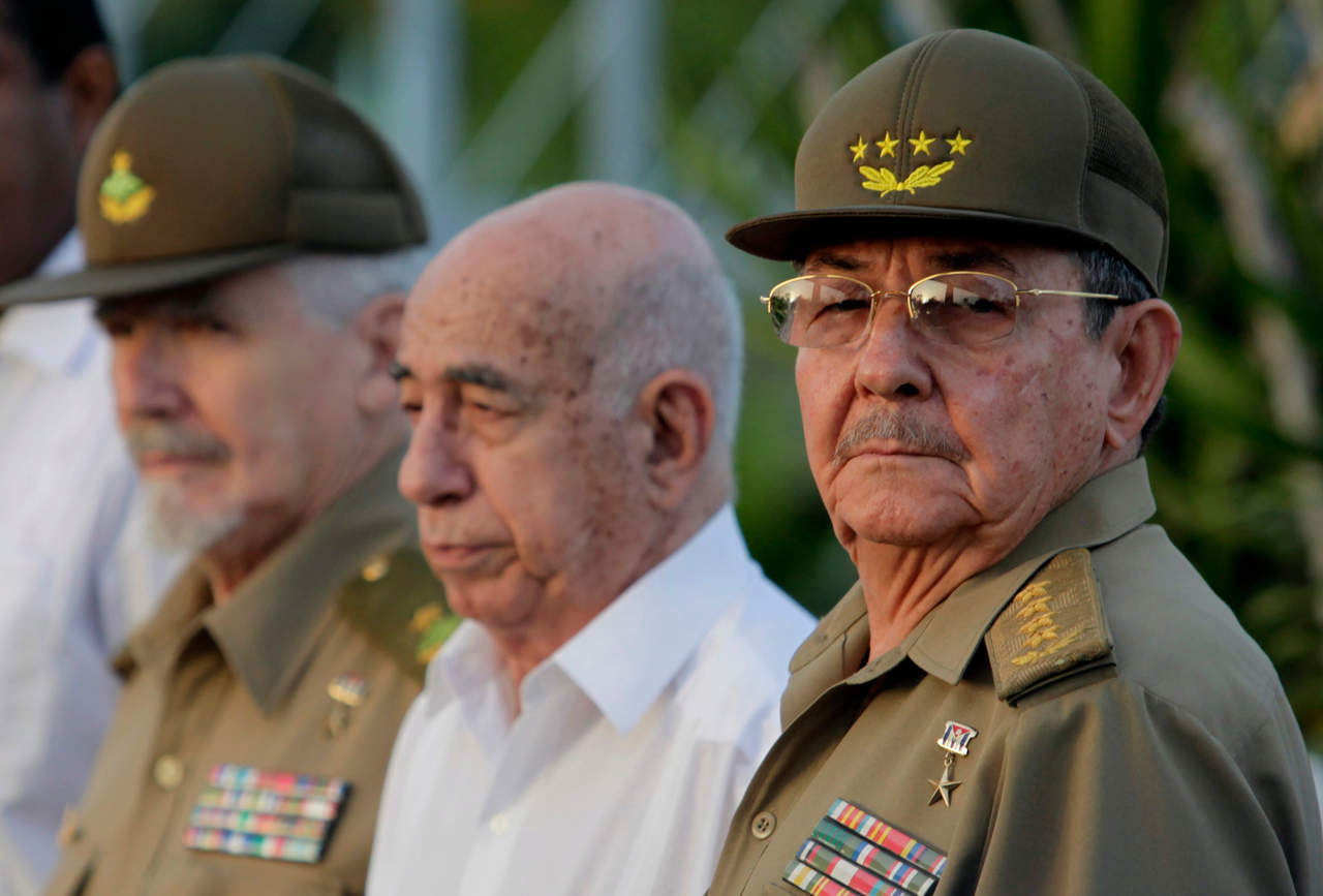 Conmemora Cuba 57 años de socialismo en vísperas del relevo presidencial. Noticias en tiempo real