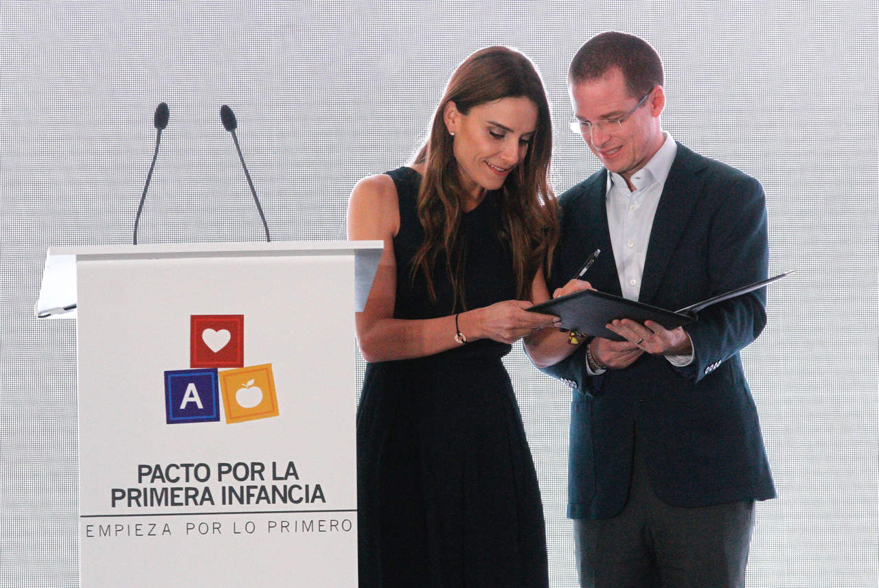 Anaya y Zavala firman Pacto por la Primera Infancia. Noticias en tiempo real