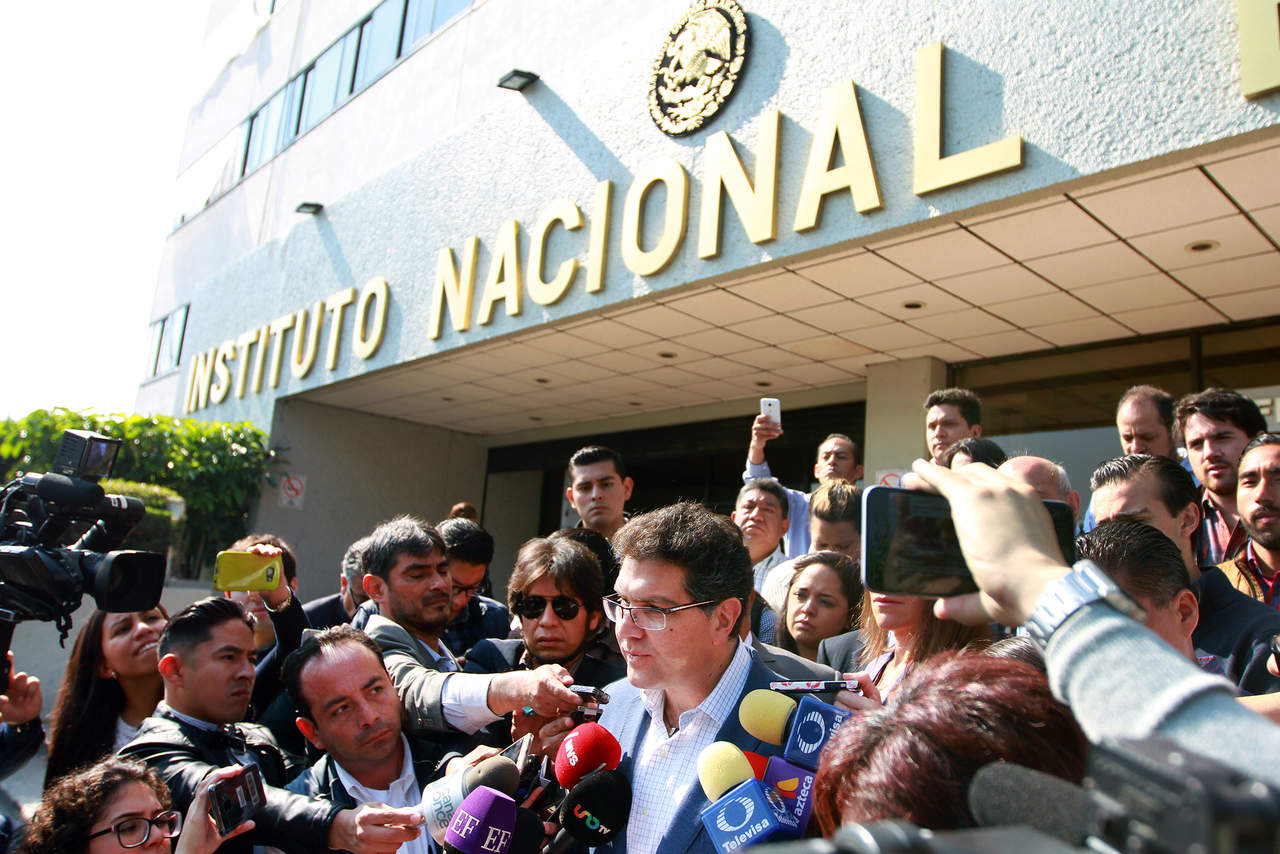 Va Ríos Piter a Corte Interamericana; ve imposible subirse a boleta. Noticias en tiempo real