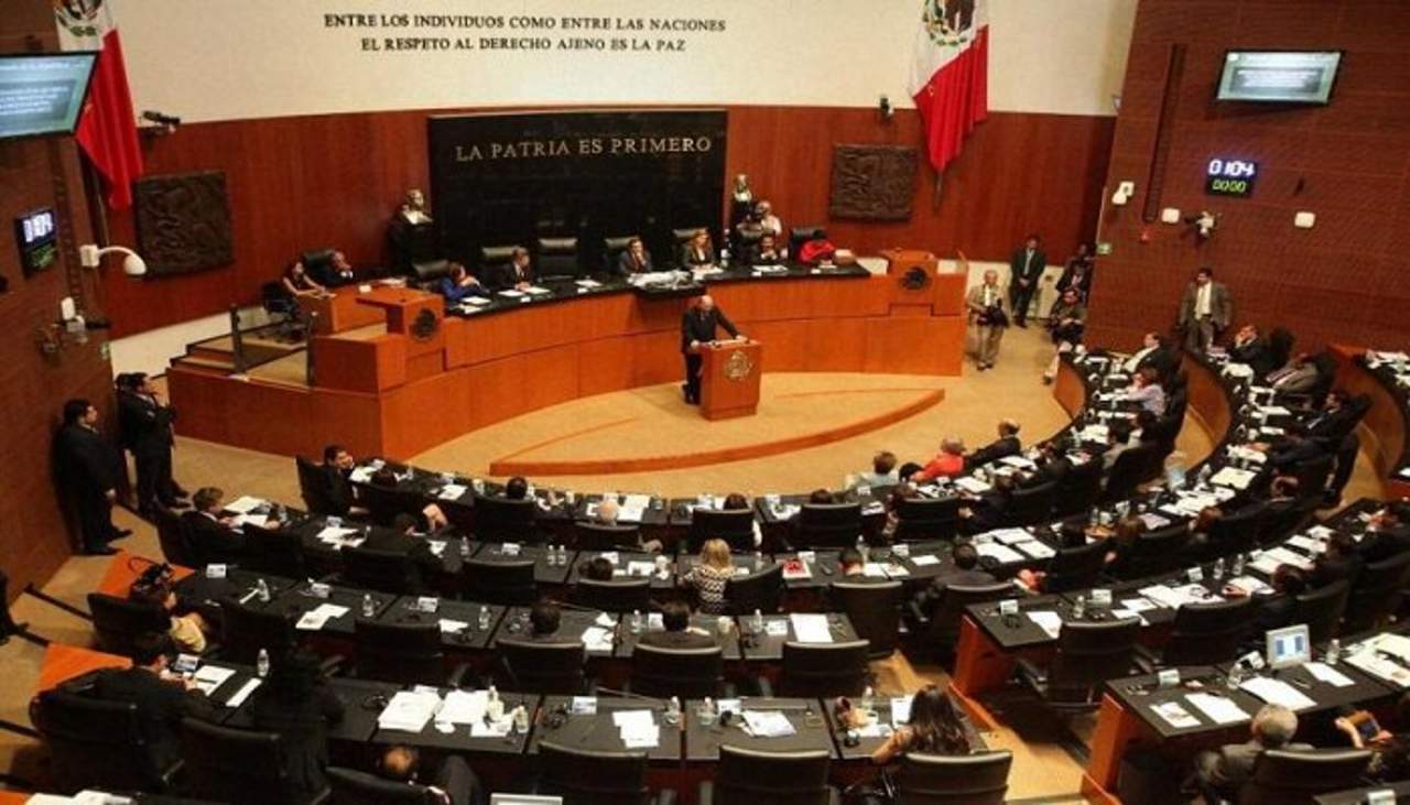 Senado deja en suspenso la eliminación del fuero constitucional