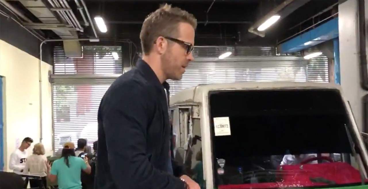 Ryan Reynolds viaja en microbús en CDMX. Noticias en tiempo real