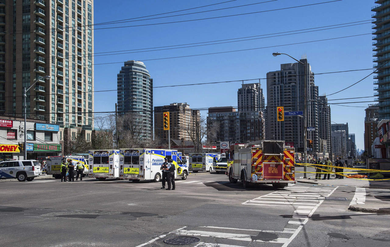 Suben a 16 heridos los por ataque con camioneta en Toronto. Noticias en tiempo real