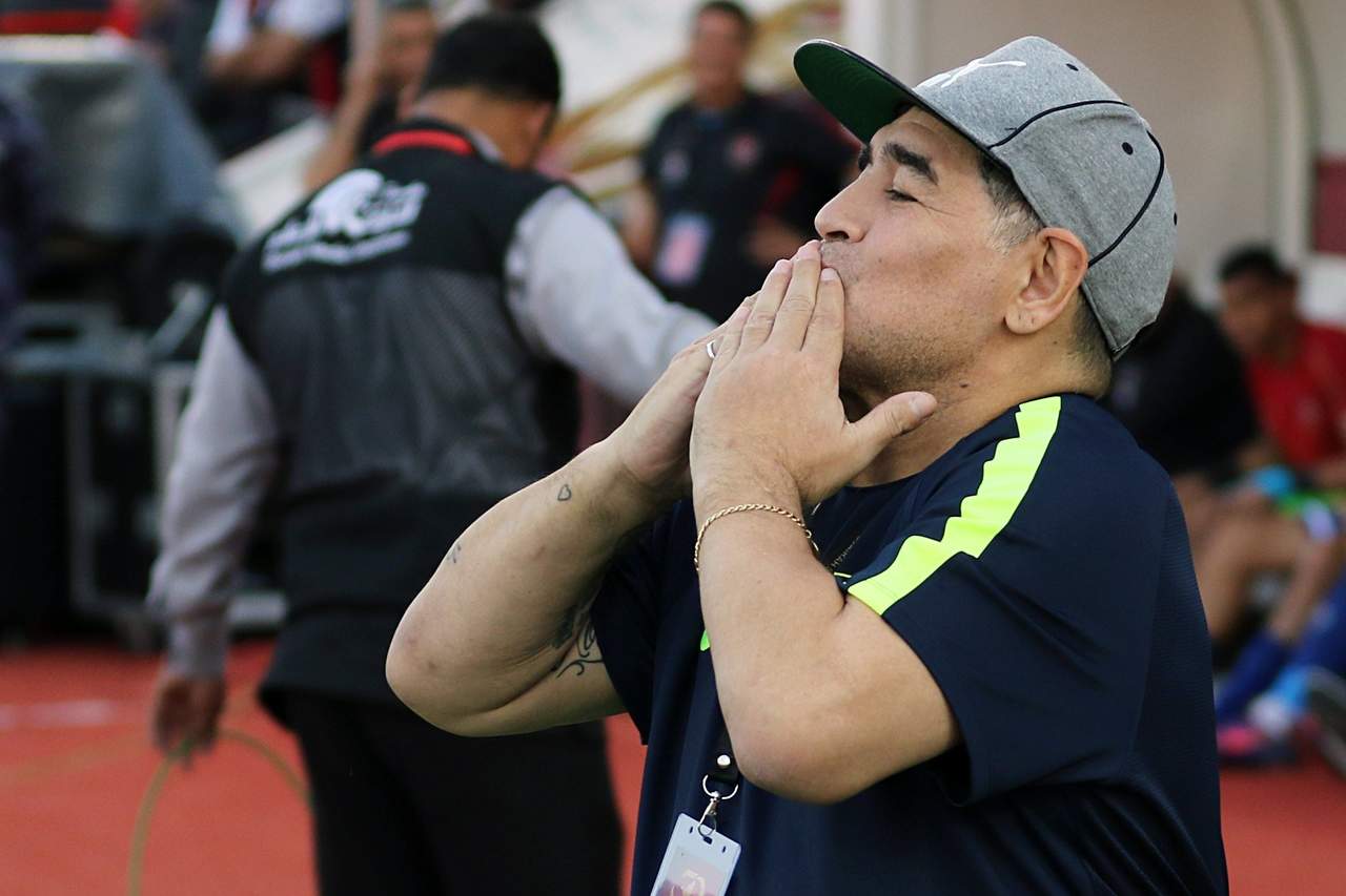 Maradona abandona el Al-Fujairah tras no lograr ascenso a Primera División. Noticias en tiempo real