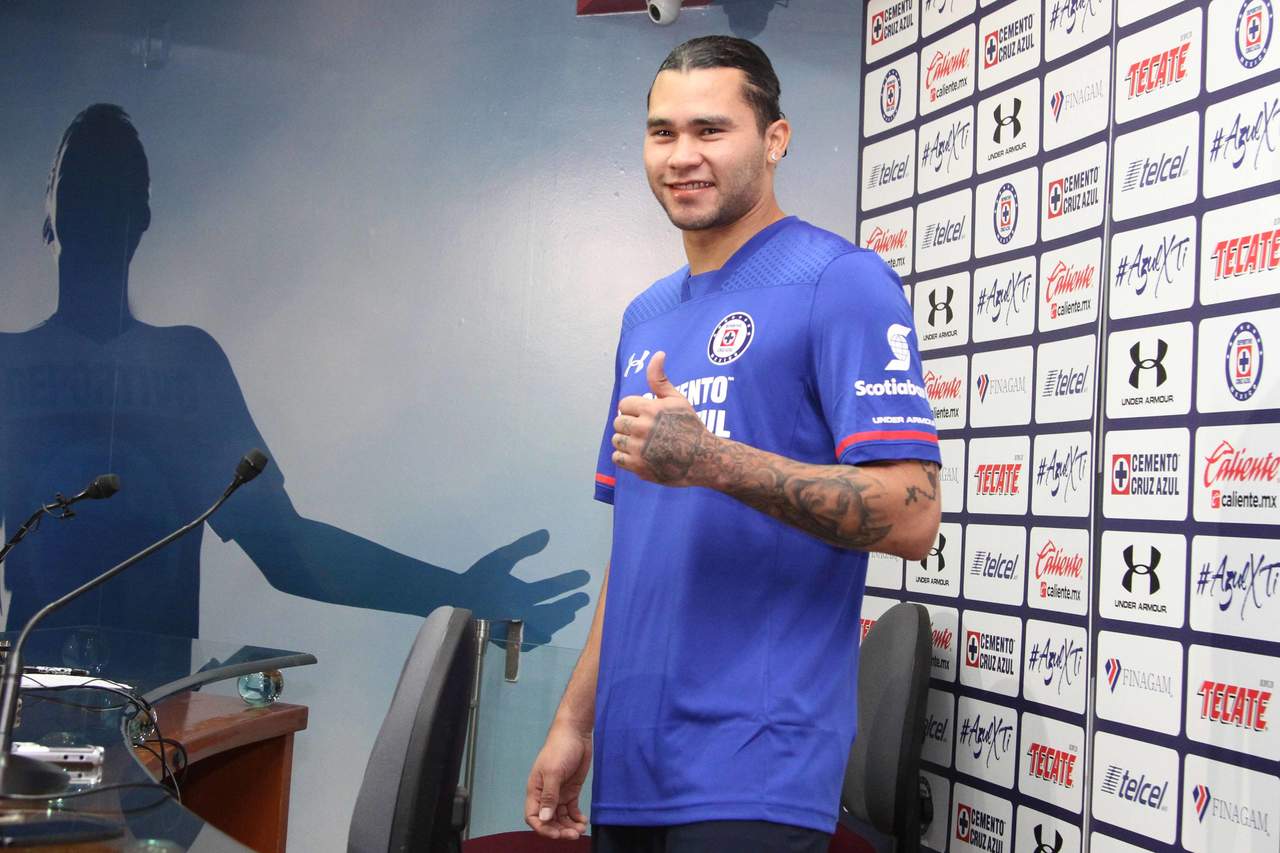 Cruz Azul podría dar de baja a Gullit Peña. Noticias en tiempo real