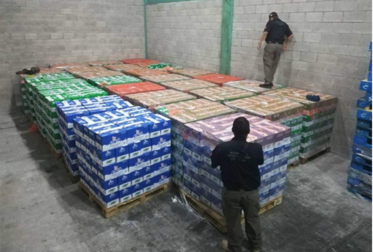 Decomisa PGR más de 25 mil litros de leche robada en Veracruz. Noticias en tiempo real