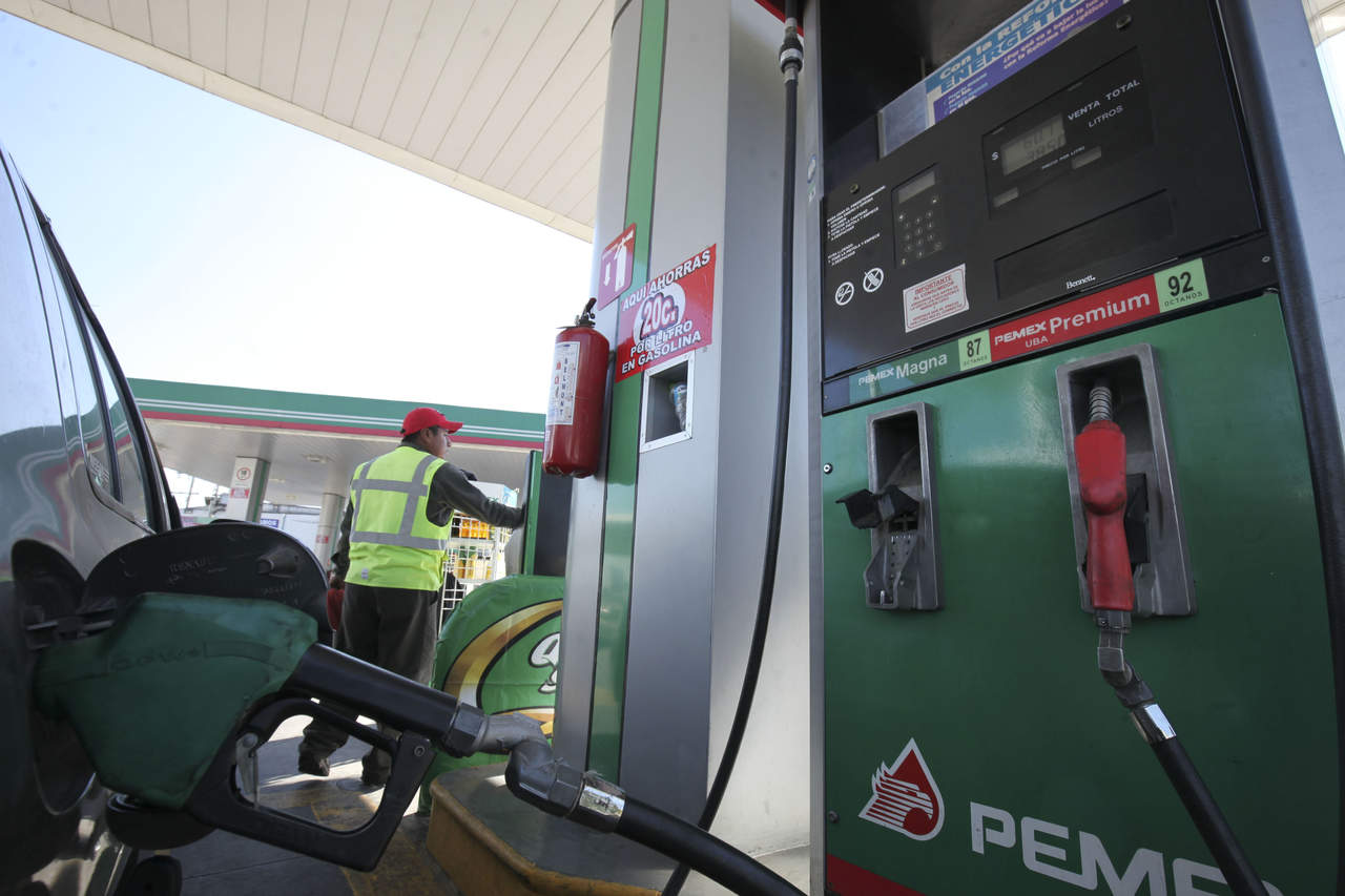 Baja consumo de gasolina Premium; sube el de Magna. Noticias en tiempo real