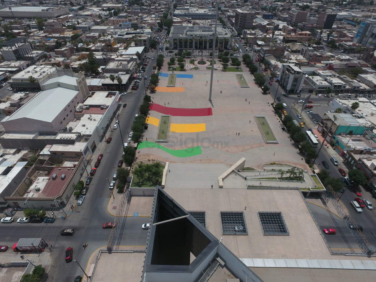 No se suspenderán trabajos de pintura en la Plaza Mayor: Zermeño. Noticias en tiempo real
