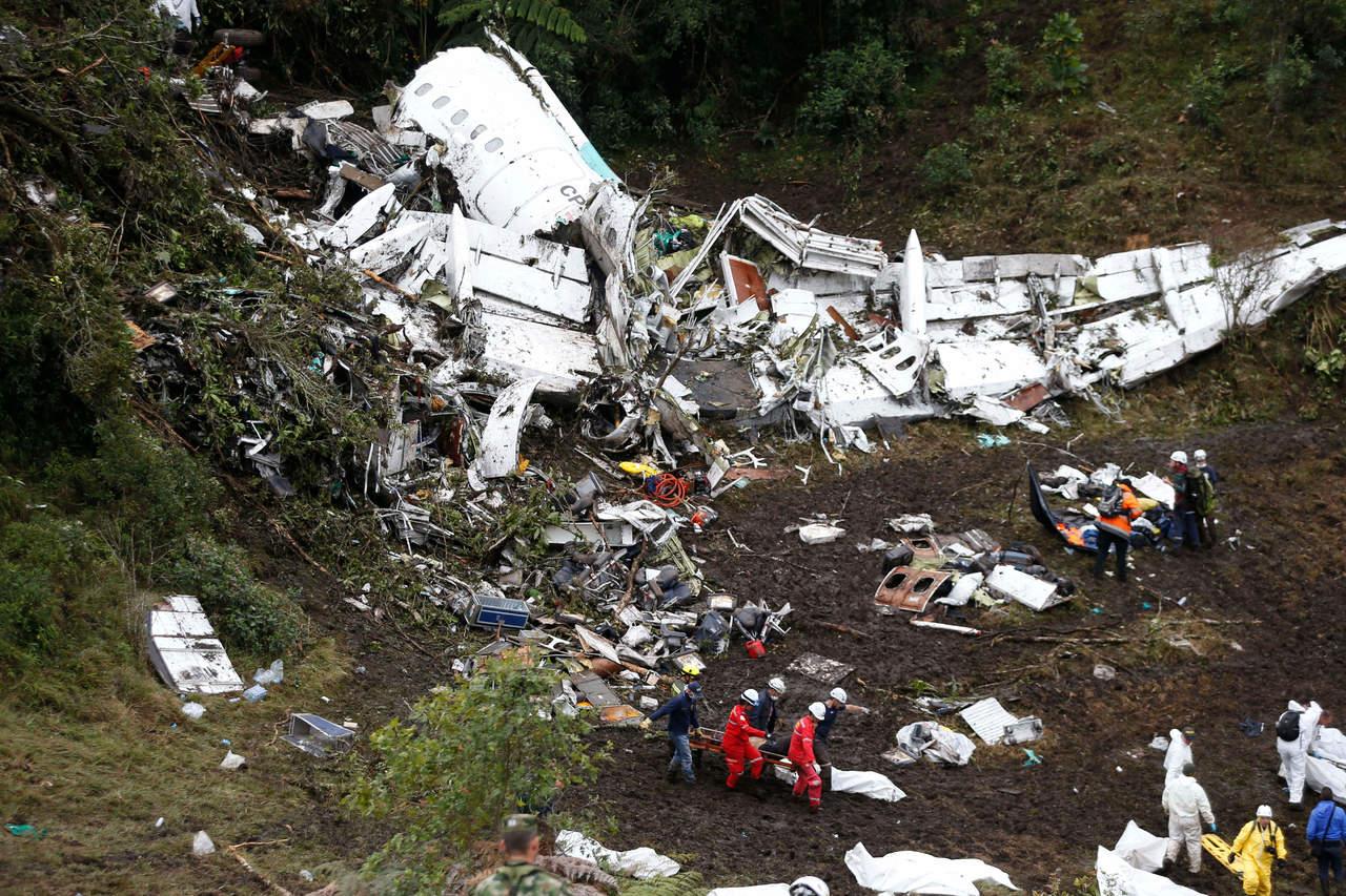 Chapecoense firma acuerdo con familia víctima del accidente aéreo. Noticias en tiempo real