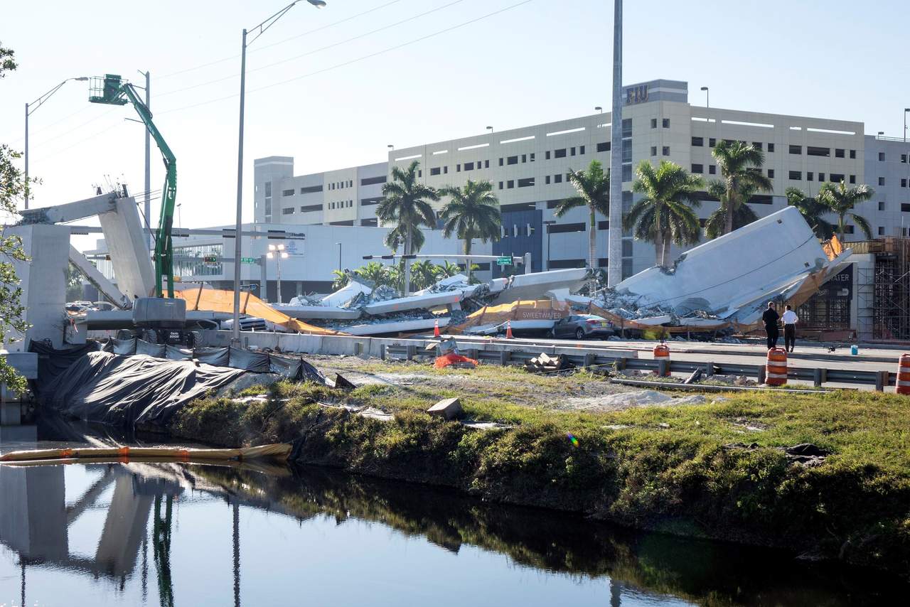 Grietas en puente colapsado en Florida fueron descubiertas días antes. Noticias en tiempo real