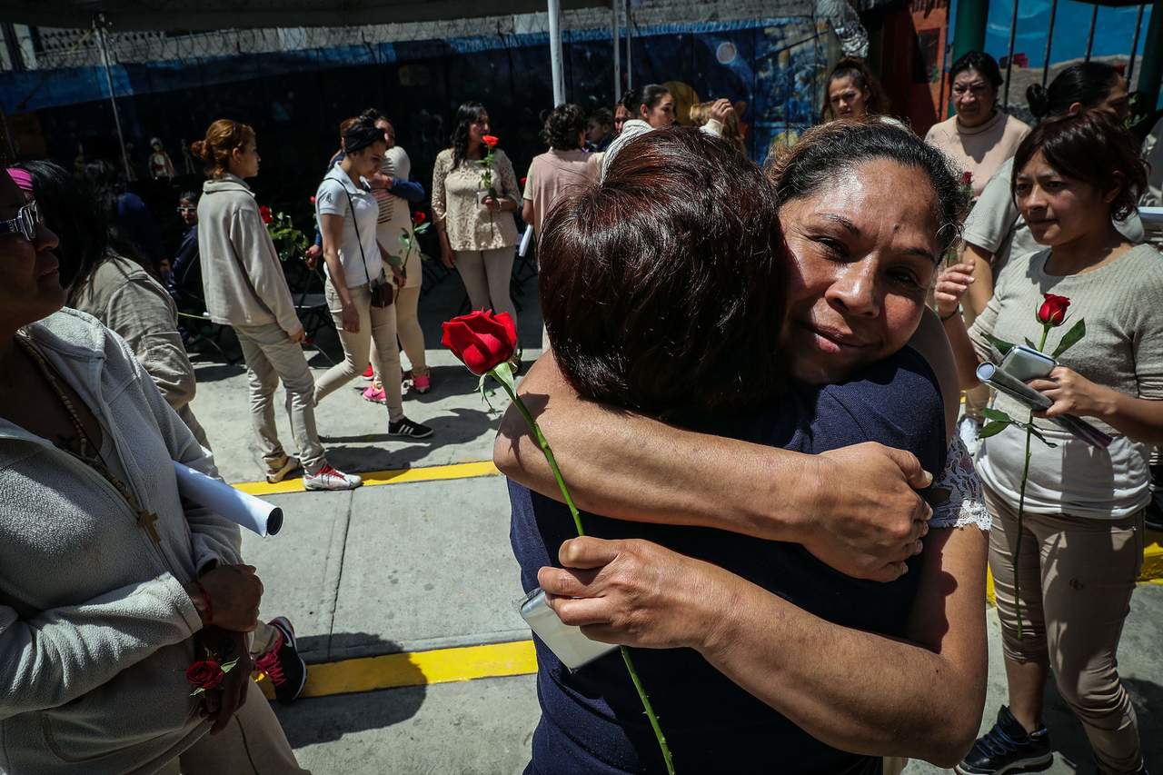 Madres están en prisión y el 70% de ellas no recibe visitas. Noticias en tiempo real