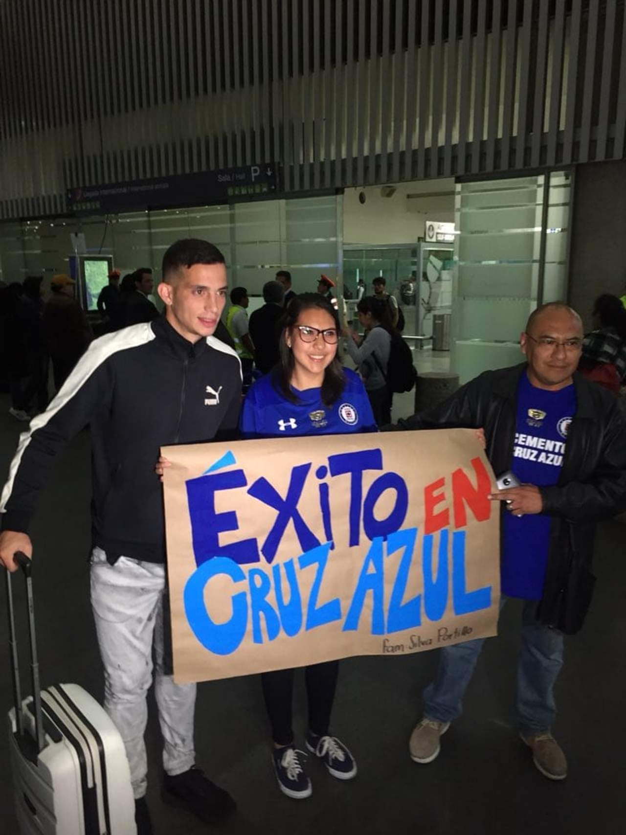 Marcone llega a México para firmar por Cruz Azul. Noticias en tiempo real