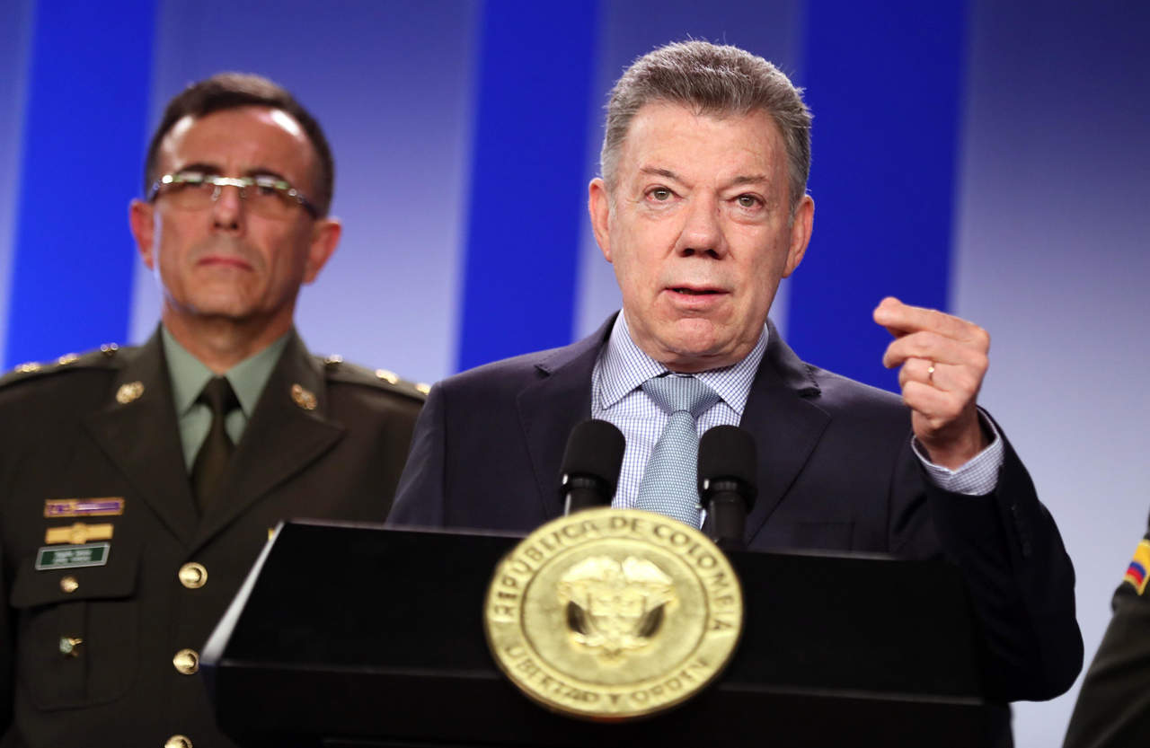 Santos acusa a Maduro de pagar a colombianos para votar en Venezuela. Noticias en tiempo real