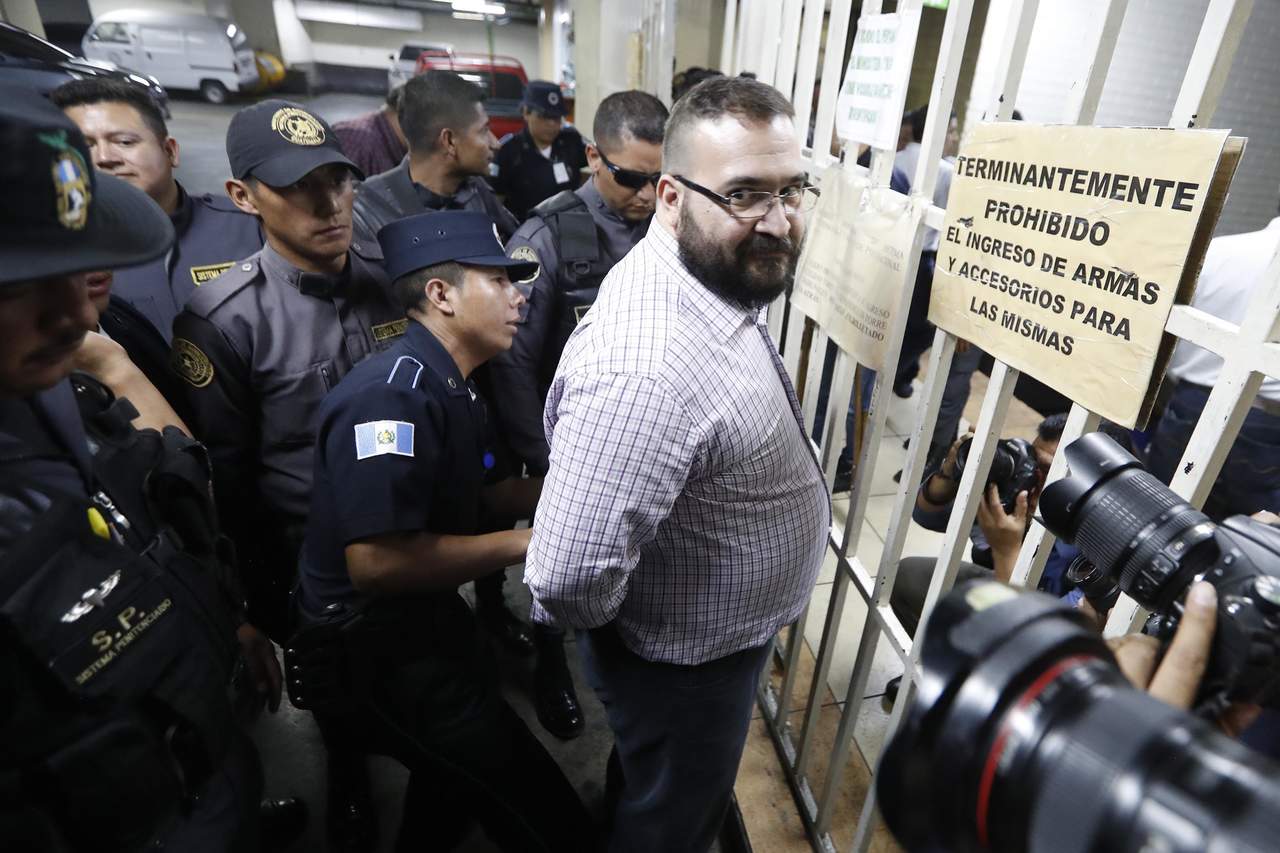 Vinculan a proceso a Javier Duarte por tres delitos. Noticias en tiempo real