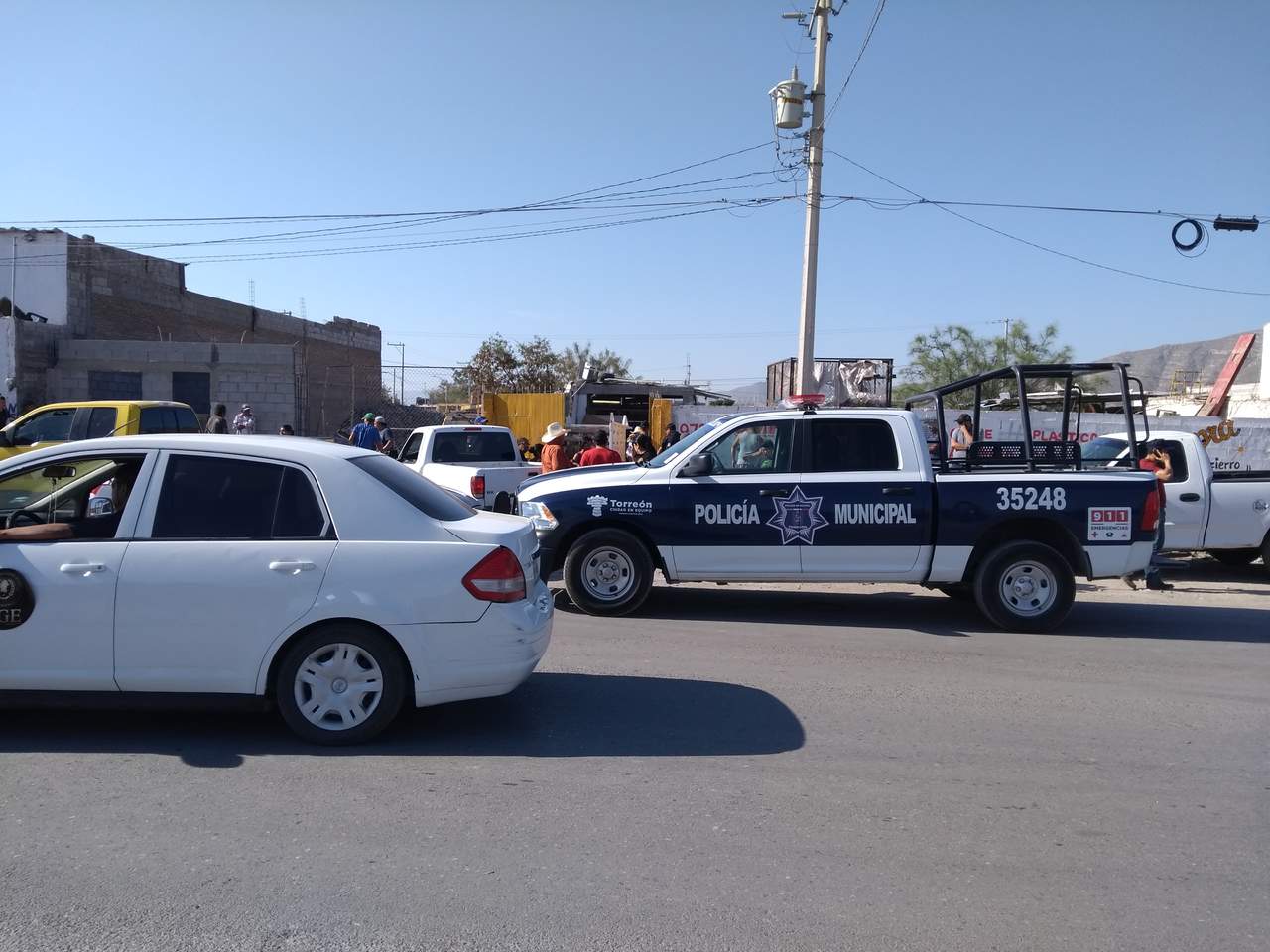 Asesinan a hombre a machetazos en Torreón. Noticias en tiempo real
