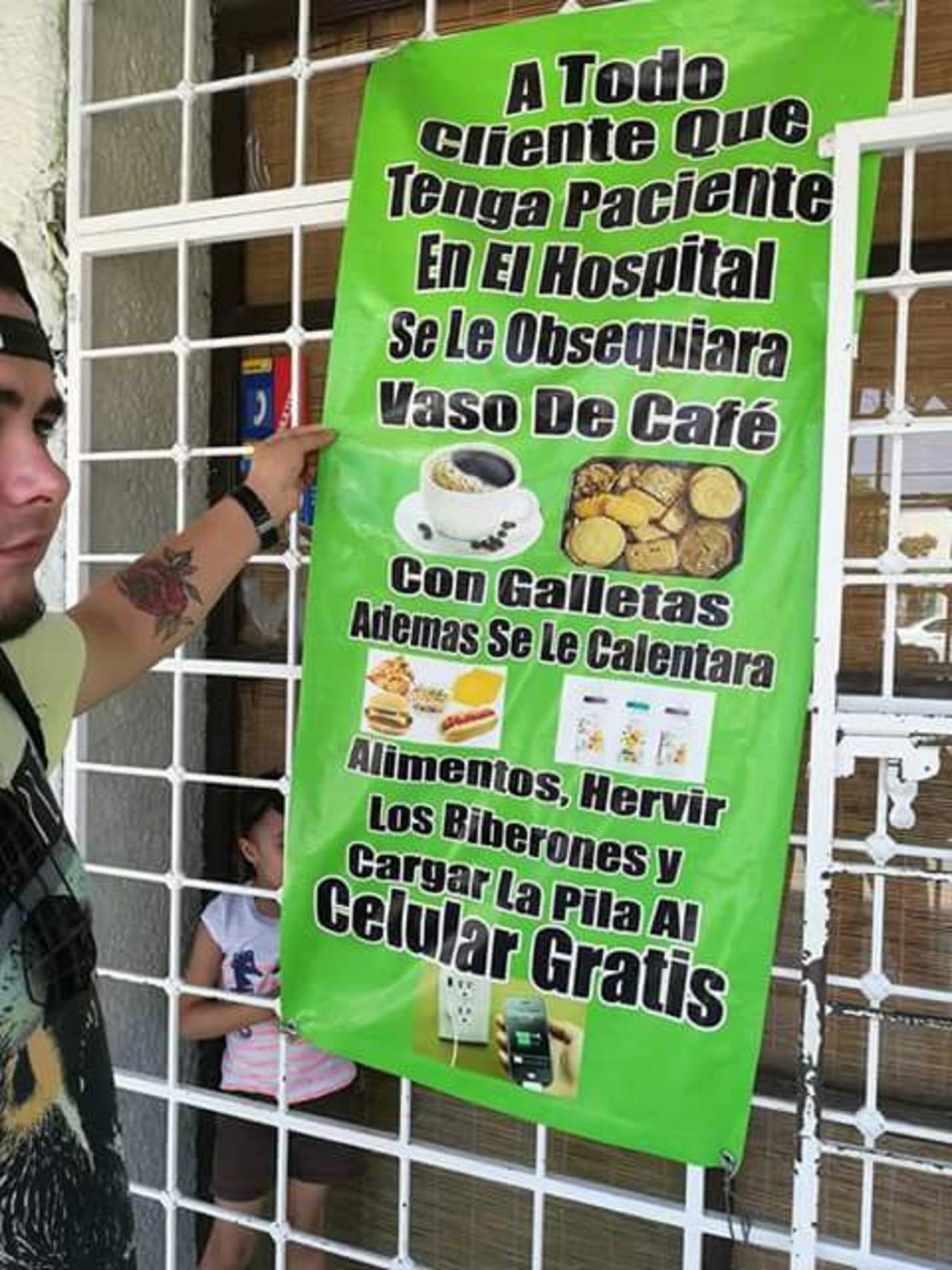 Cuelgan conmovedor mensaje en un comercio cerca de hospital en Francisco I Madero. Noticias en tiempo real