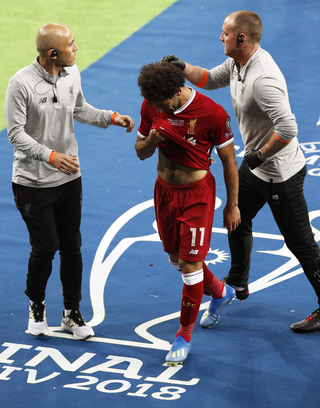 Jeque acusa conspiración la lesión de Salah. Noticias en tiempo real