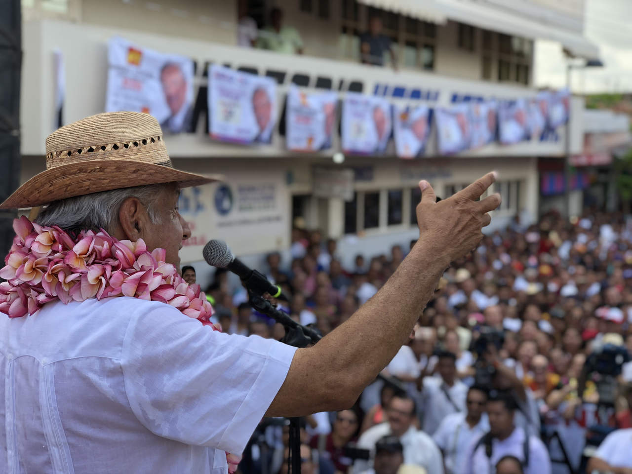 Dejarán de ser los amos de México: López Obrador. Noticias en tiempo real