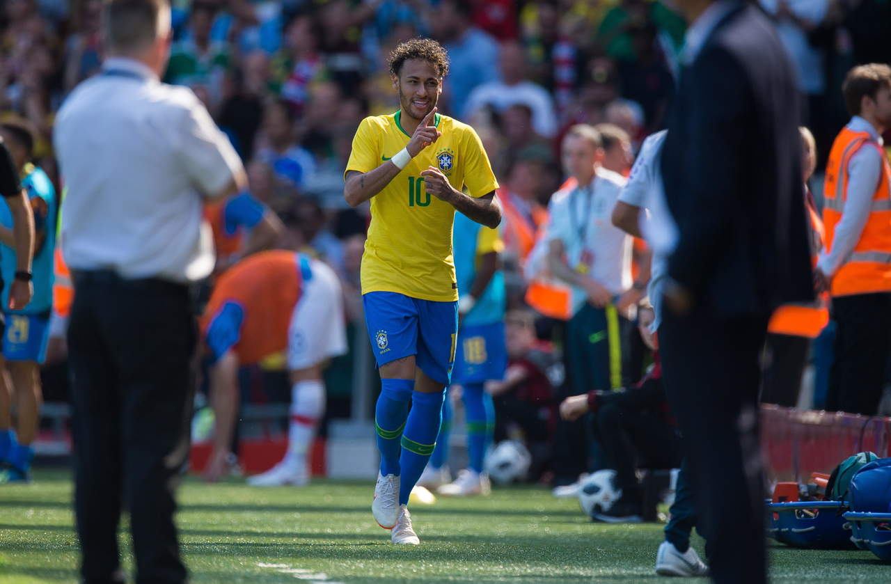 Vuelve a brillar Neymar con Brasil tras lesión. Noticias en tiempo real