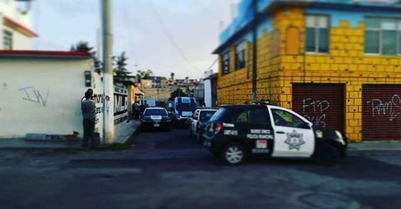 Encuentran fosa con 2 cuerpos en predio en Tecámac. Noticias en tiempo real
