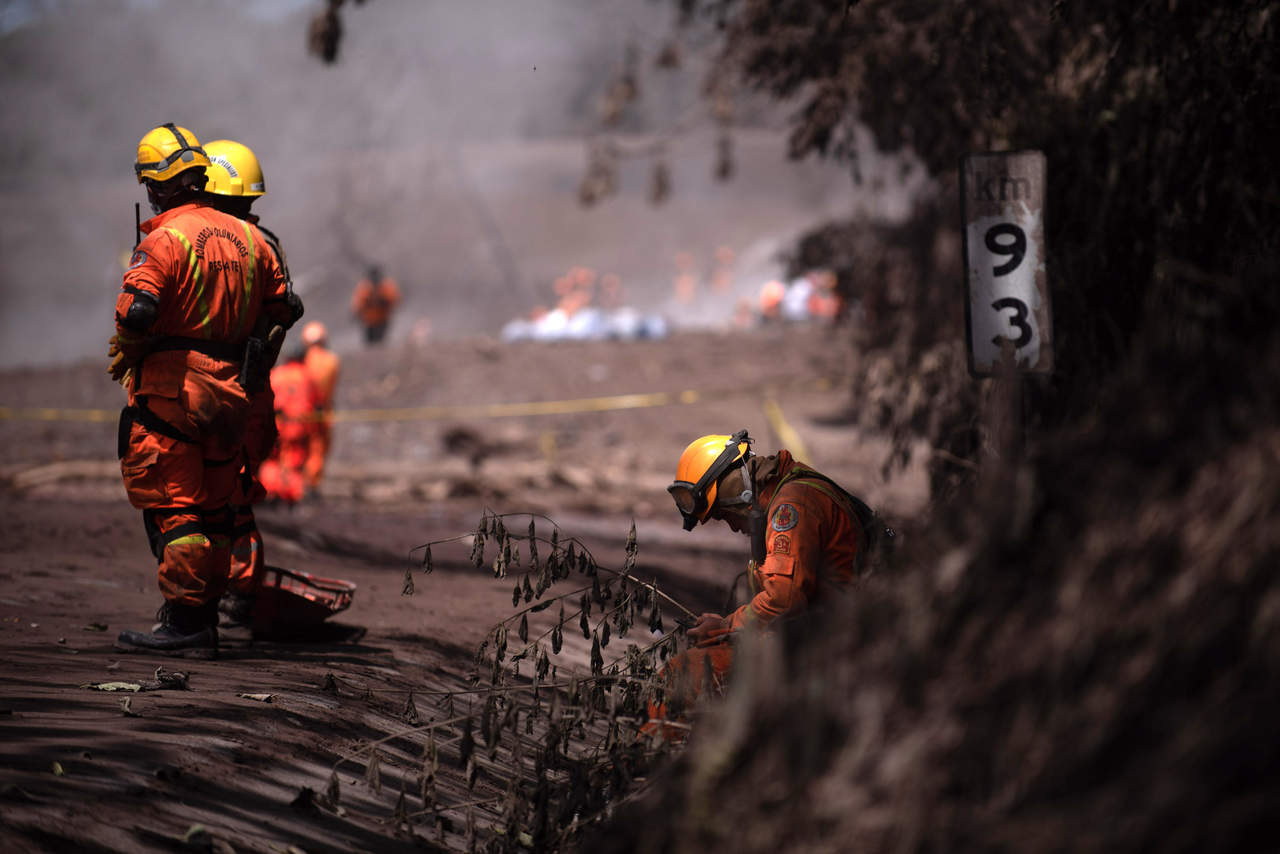 Sube a 99 los muertos por Volcán de Fuego en Guatemala. Noticias en tiempo real